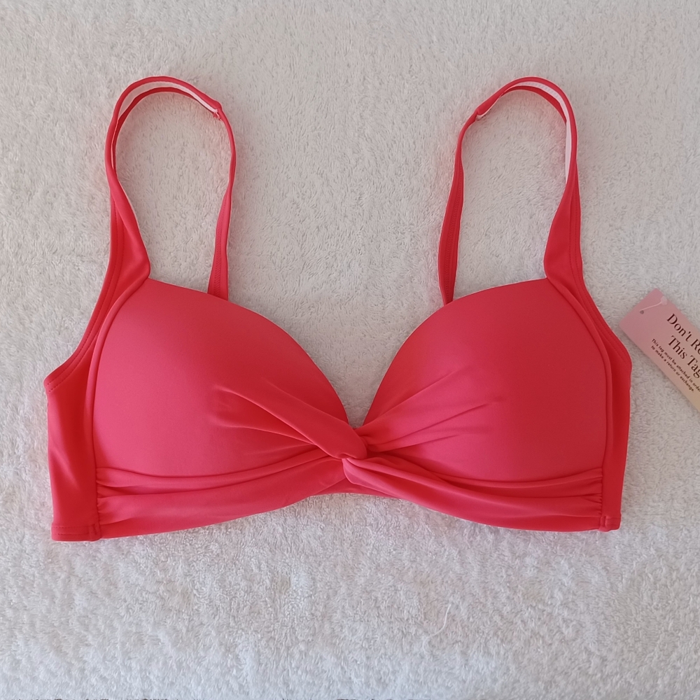 VENUS St Lucia Twist Front Bikini Top, size 32DD/34D/36C